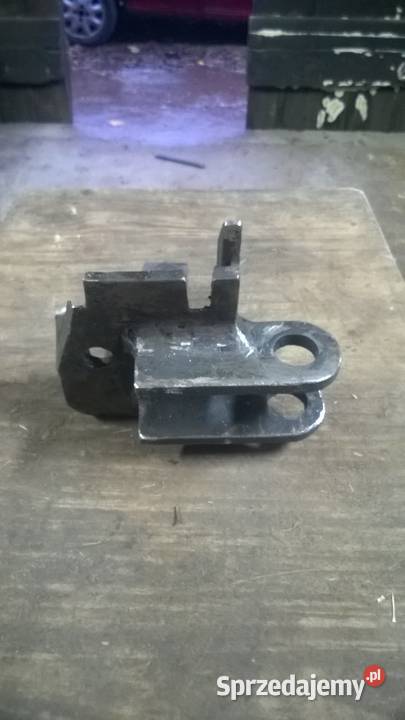 Wspornik uchwyt siłownika wspomaganie MTZ 82 pomorskie Stara Kiszewa