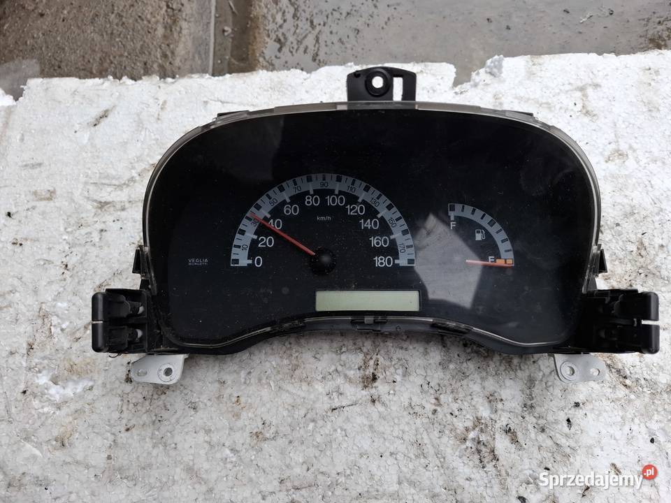 Licznik Zegar Fiat Punto osobowe Pozostałe Wisznice