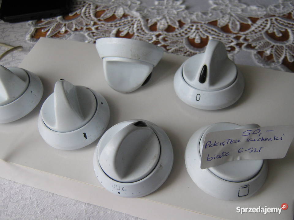 Pokrętła kuchenki białe 6 sprzedam