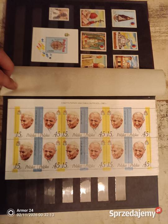 Znaczki klaser Jan Paweł II Antykwariat Krze Duże sprzedam