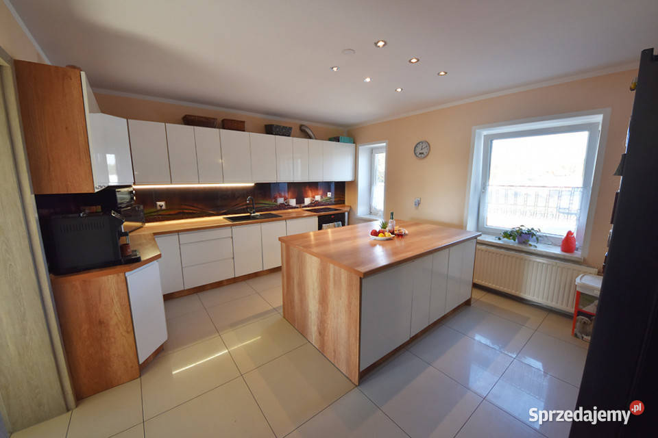 Na sprzedaż funkcjonalny dom remoncie Błachów opolskie