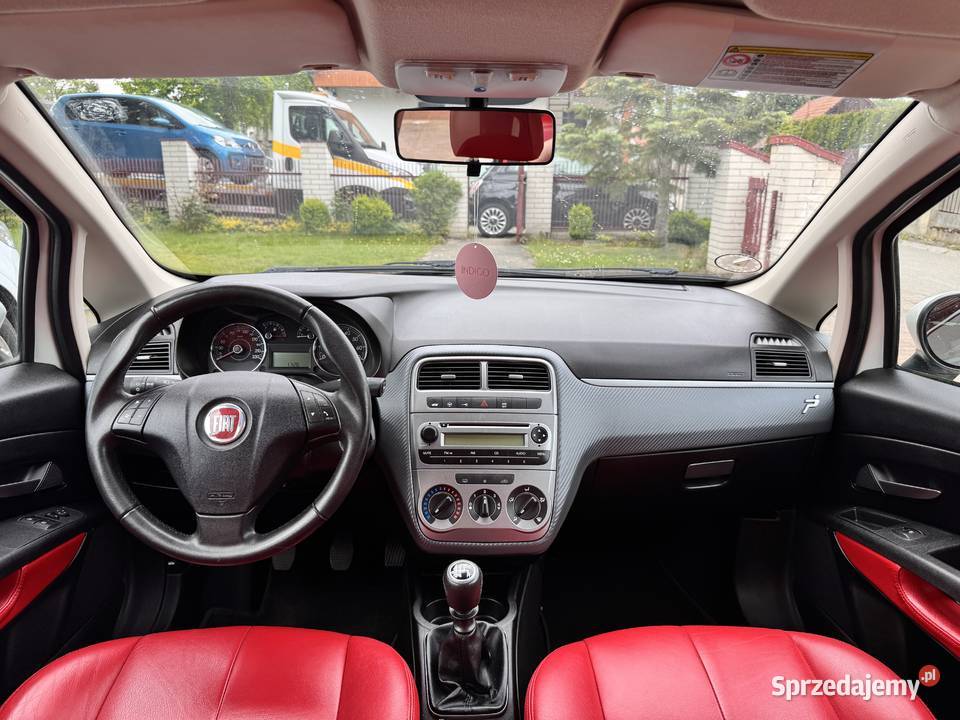 Fiat Grande Punto Czerwona skóra Fiat