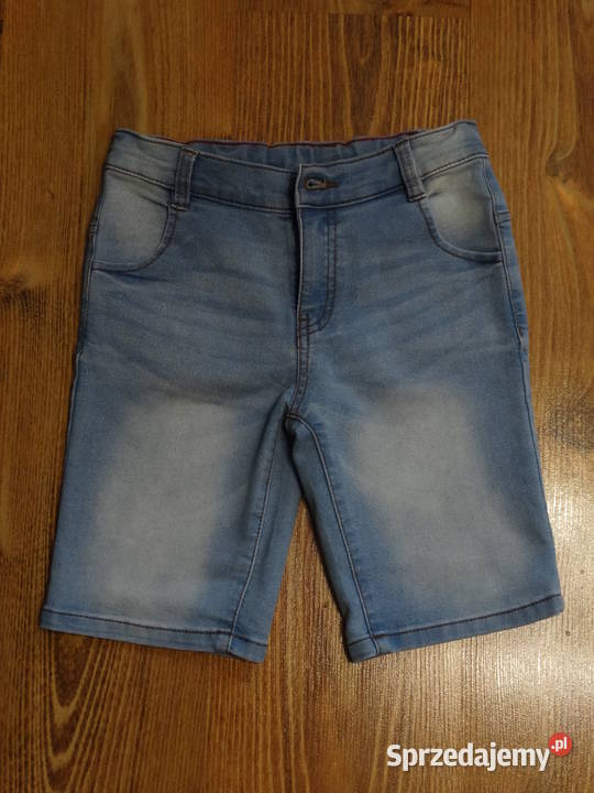 Krótkie spodenki jeansowe r122 67lat Rozmiar 122 dolnośląskie Legnica sprzedam