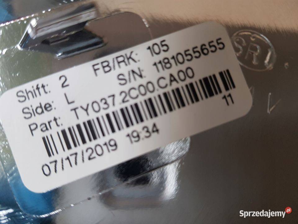 TOYOTA SIENNA XLE 20102020 LISTWA ATRAPY CHROM Pleszew