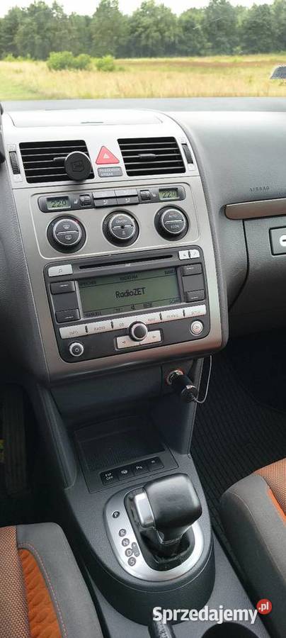 Volkswagen Touran Cross 7osobowy 20TDI BMM 140 czujnik parkowania Gubin