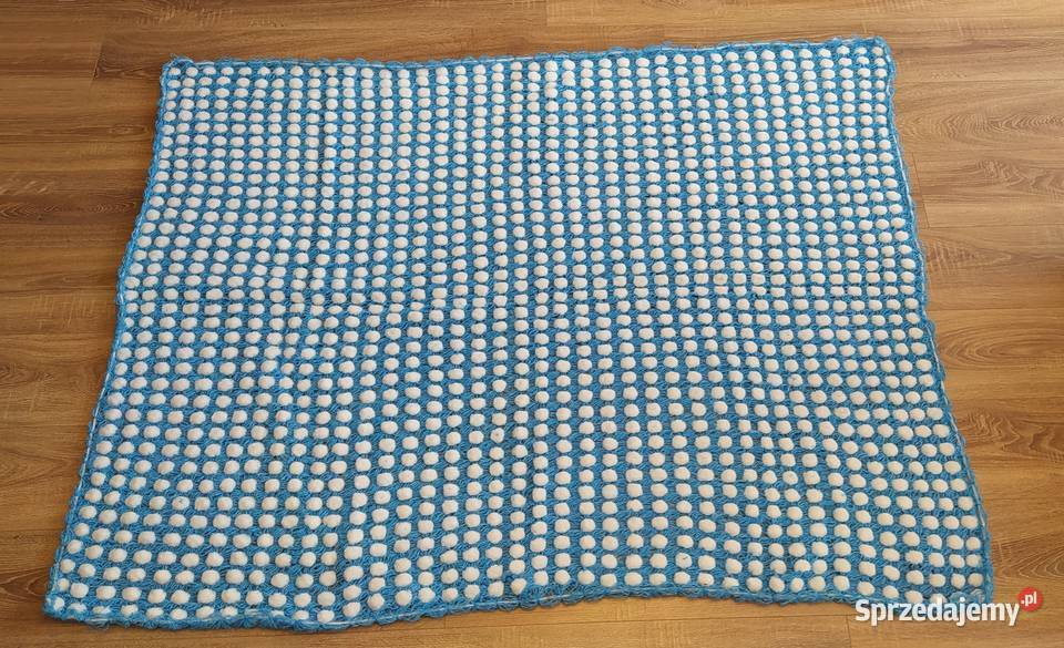 Narzuta dekoracyjna na łóżko 126 x 165 Hajnówka