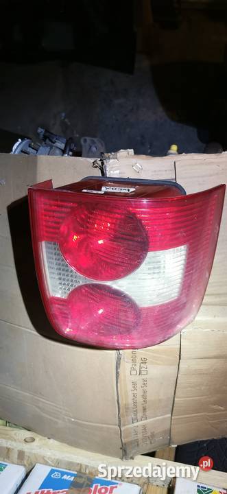 Passat B5 FL lampa lewa tył 3B9945095AA kombi Łódź