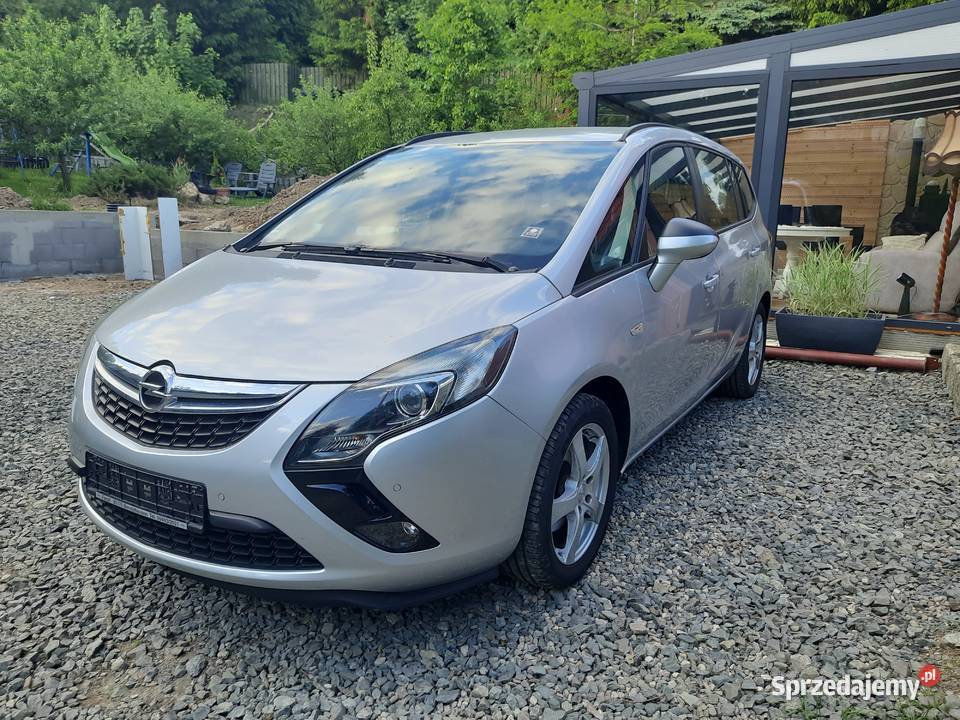 OPEL ZAFIRA C TOURER 2016 R 14 T Benz 140 Jelenia Góra