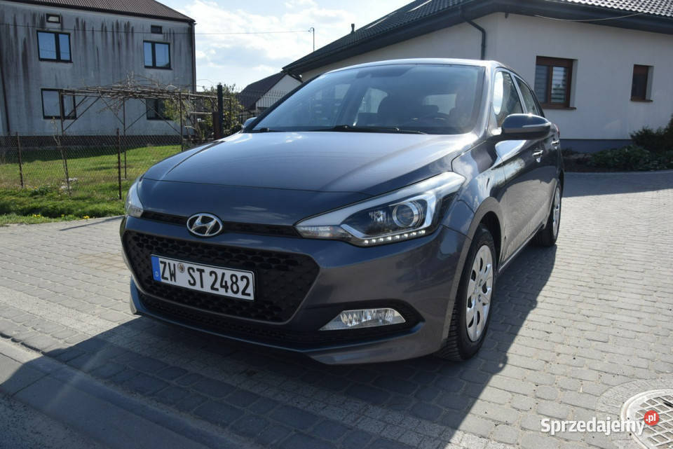 Hyundai i20 12B 2015 Led Klimatronik PDC Majdan Sieniawski sprzedam
