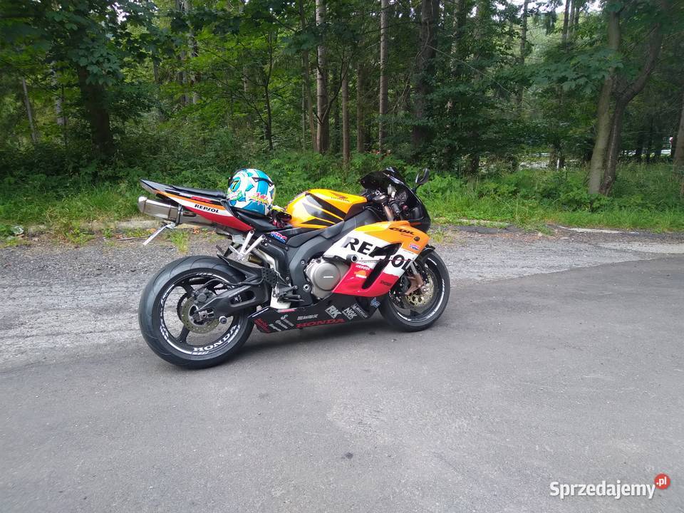 Honda cbr 1000rr sc57 repsol 43 przebiegu nowy