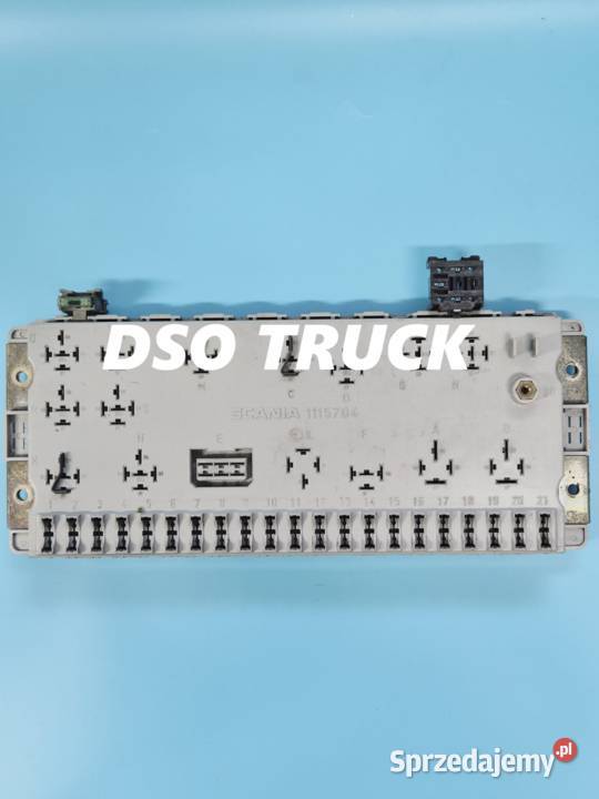 1115704 896043 SCANIA 93 113 143 Skrzynka Deska ciężarowe Zawichost sprzedam