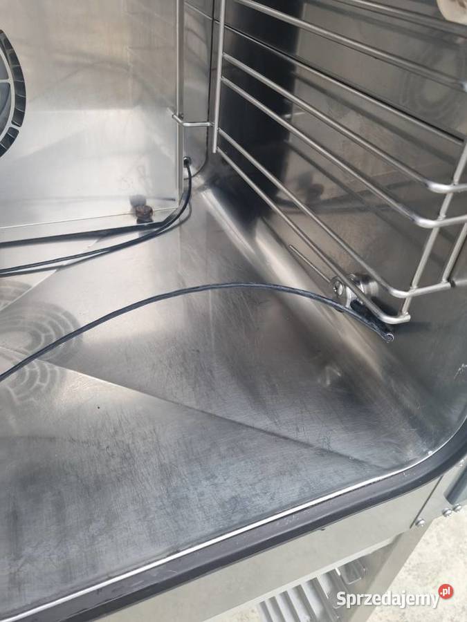 Piec konwekcyjno parowy podstawa Unox 7 GN Zielona Góra