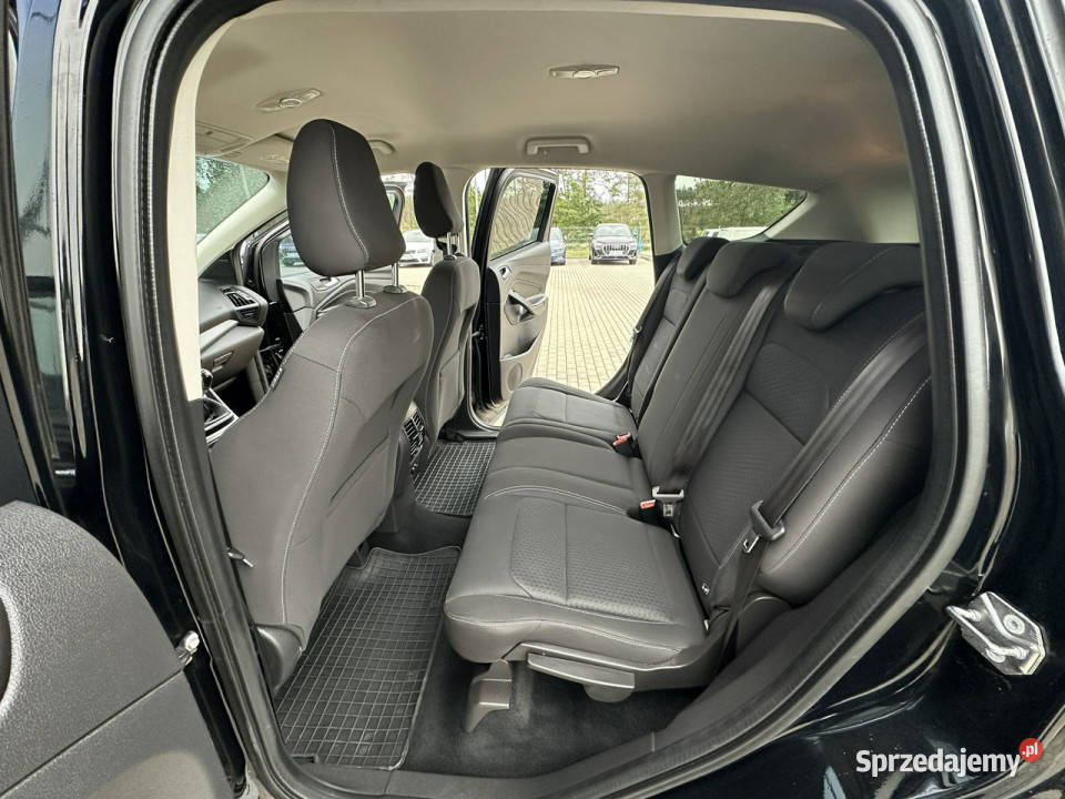 Ford Kuga LED Asystent Czujniki Grzane relingi dachowe Kuga Kąty Opolskie
