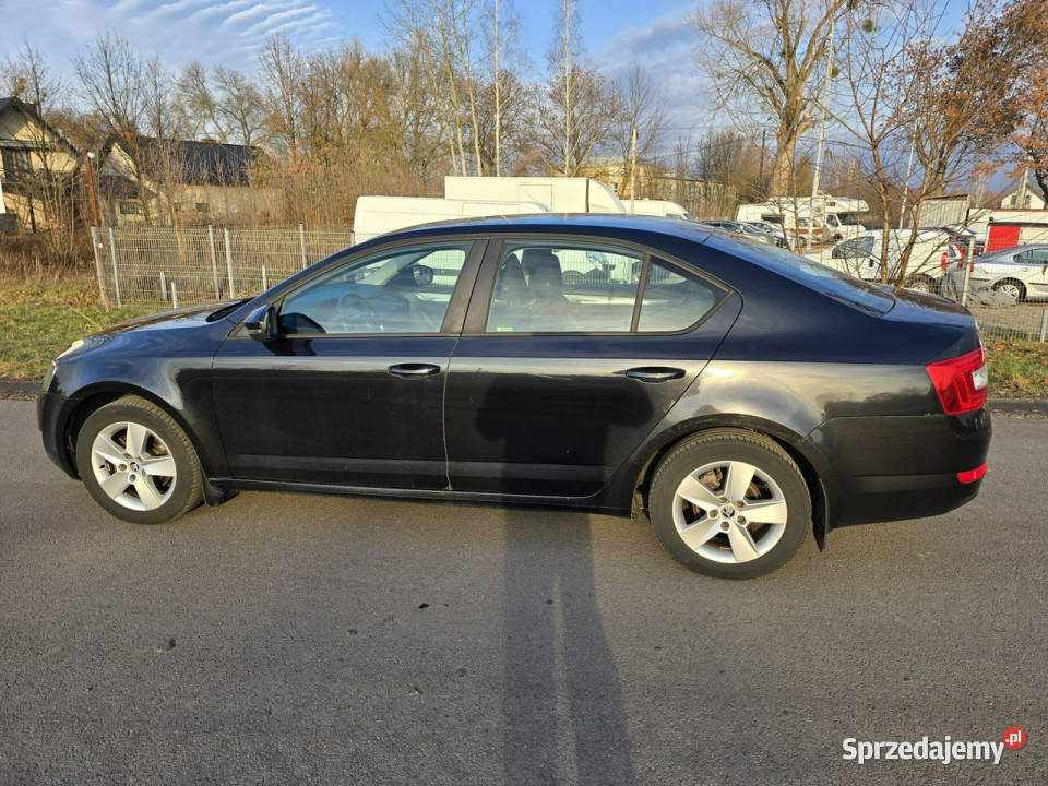 koda Octavia Salon Benzyna 2 właściciel III 2013 4/5 mazowieckie Karczew sprzedam
