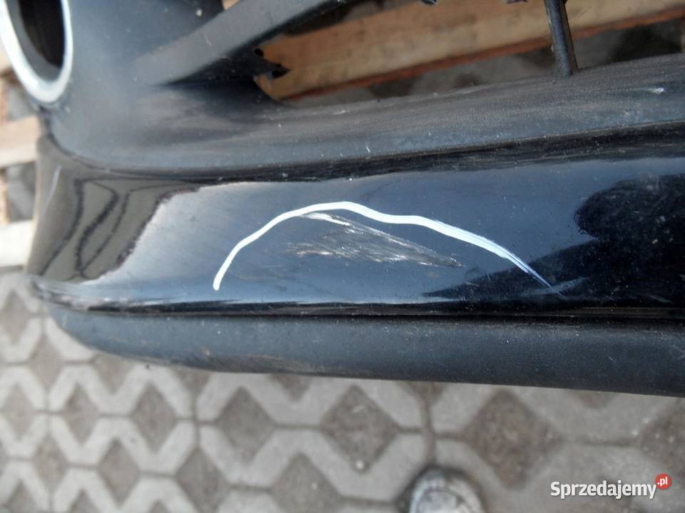 RENAULT CLIO IV 14r zderzak przód osobowe Zestawy części blacharskich świętokrzyskie