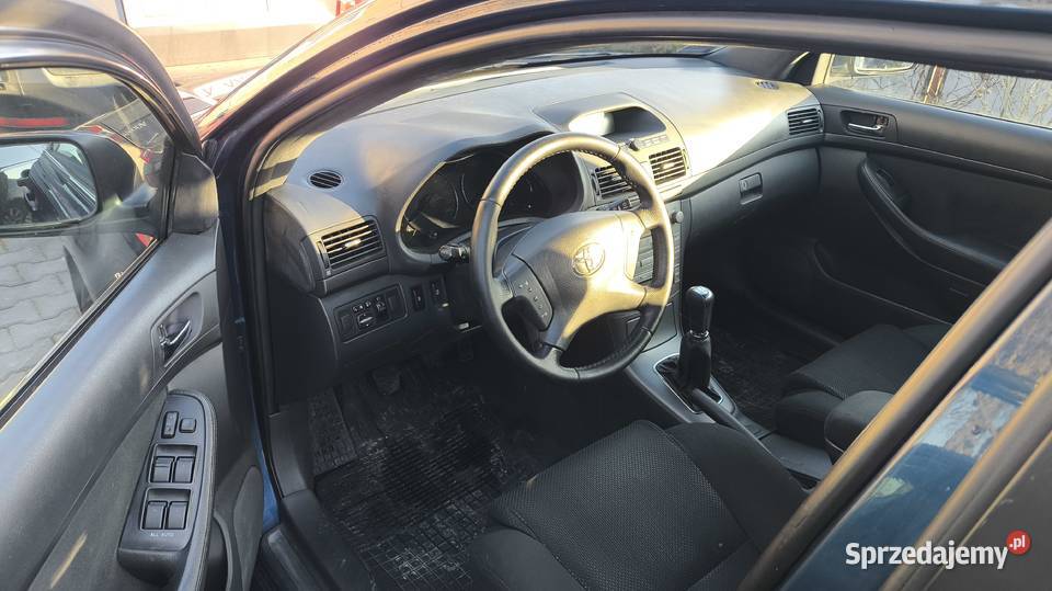 Toyota Avensis 20d4D 116 dużym serwisie poduszka powietrzna