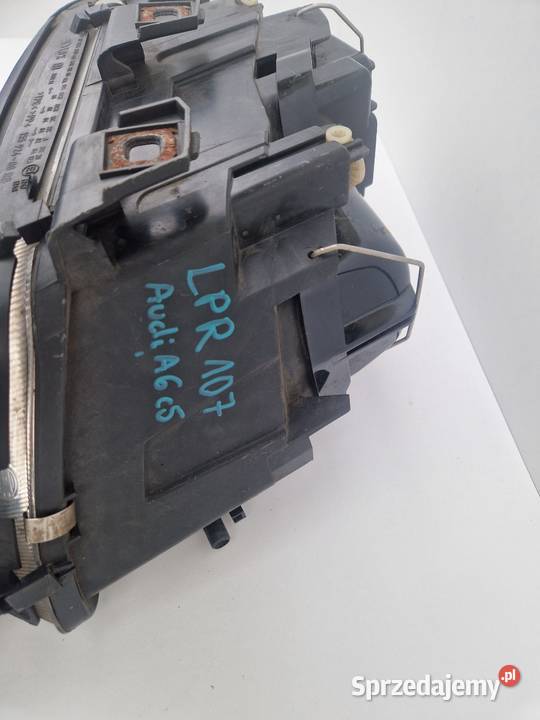 AUDI A6 C5 LAMPA PRZÓD PRZEDNIA PRAWA EUROPA Lampy przednie