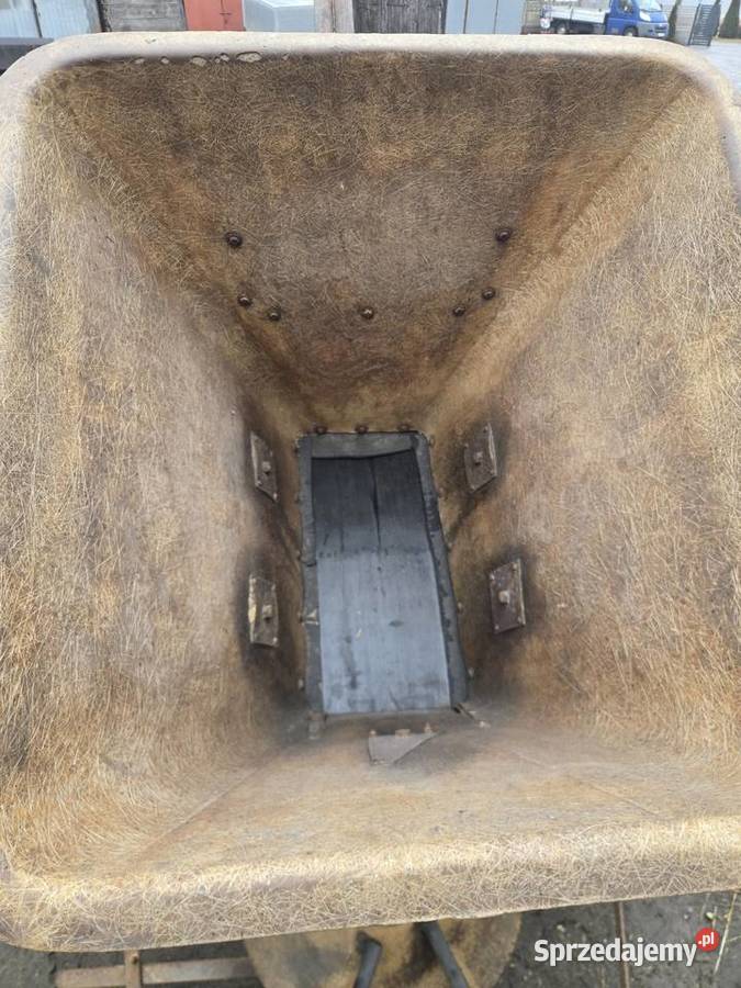 Rozsiewacz nawozów KOS Parądzice