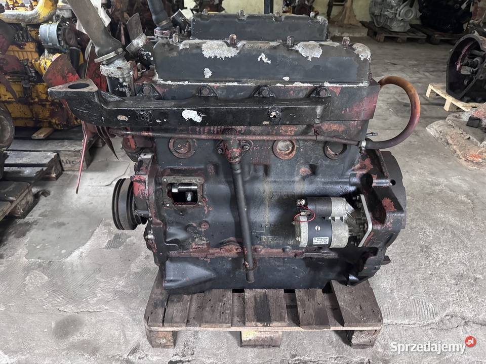 Silnik Ursus Zetor 4 cylindrowy Nowy typ Stary Gniezno