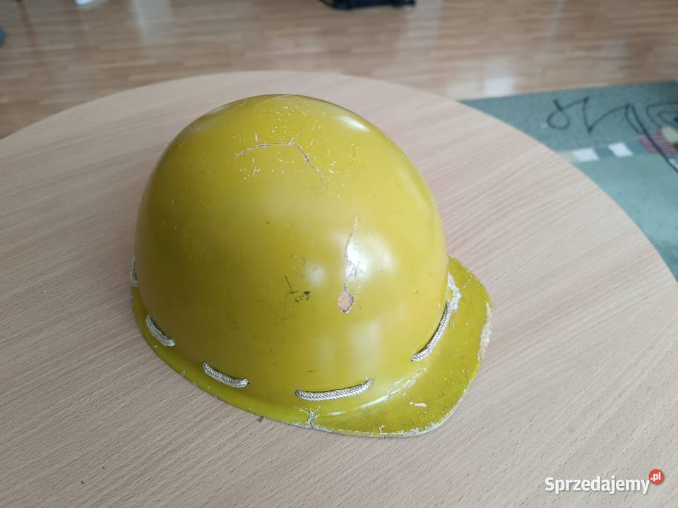 Kask budowlany hełm z epoki PRL Maliniak Rzeszów sprzedam