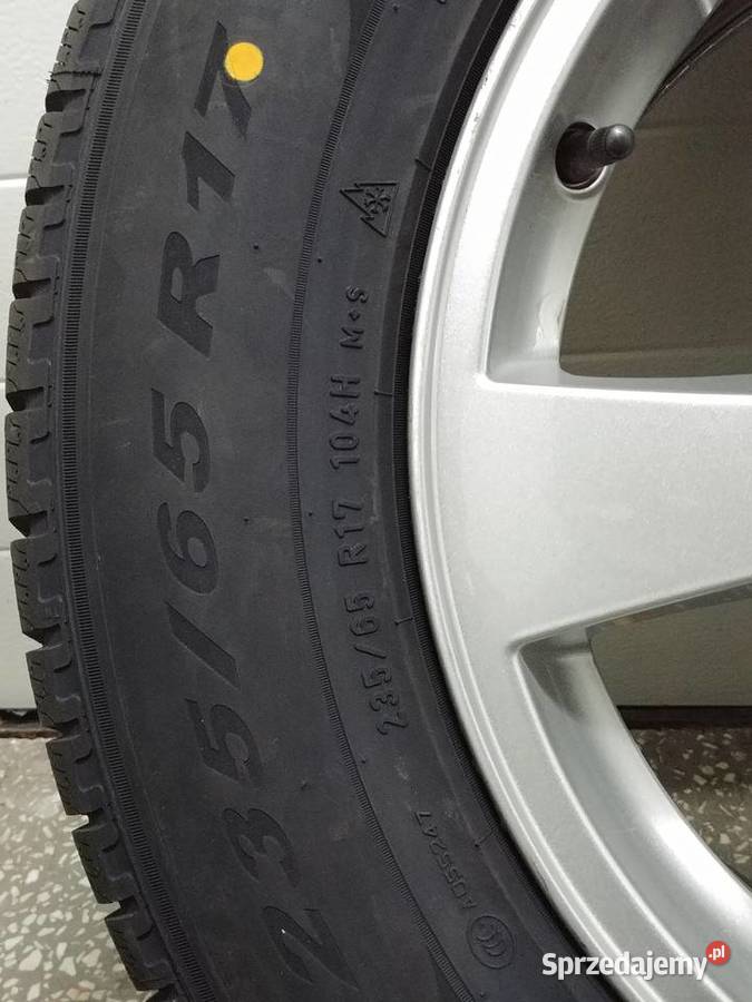 Nowe zimowe opony PIRELLI 2025 23565R17 104H FR Warszawa sprzedam