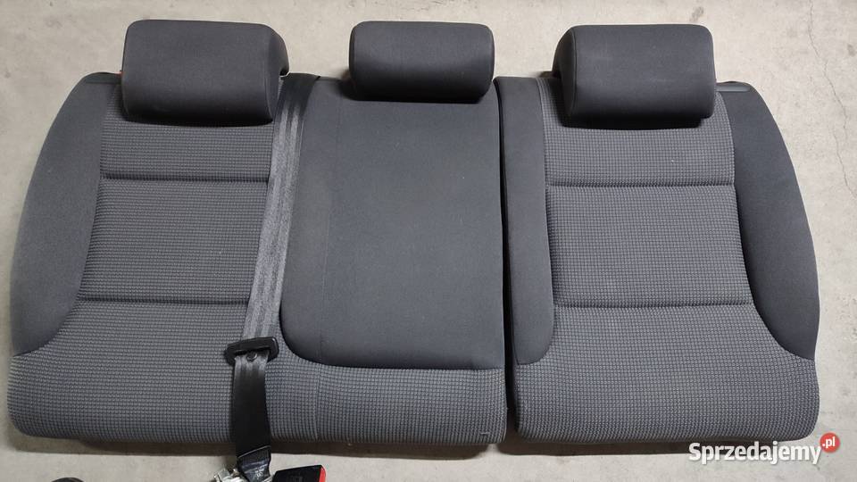 tylnia kanapa komplet i boczki audi a 3 8 p Rok produkcji 2008 Wyposażenie wnętrza Wrocław