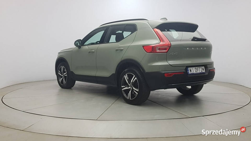 Volvo XC 40 B3 Plus Dark Z polskiego salonu Warszawa