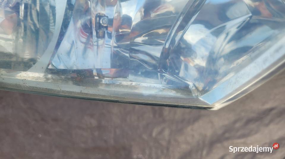 SKODA OCTAVIA II LAMPA LEWA PRZOD REFLEKTOR LEWY