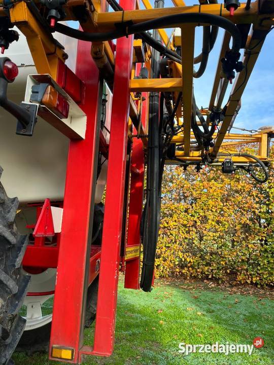 Opryskiwacz 2000l 24m ładny stan agrifac Mgoszcz