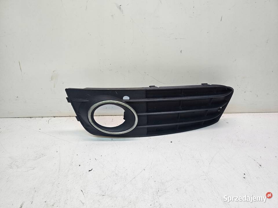 KRATKA ATRAPA ZDERZAKA LEWA AUDI A4 B8 8KD807681 śląskie