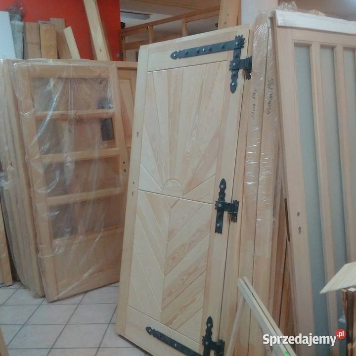 Producent prawdziwe drzwi drewniane sosnowe Drewno