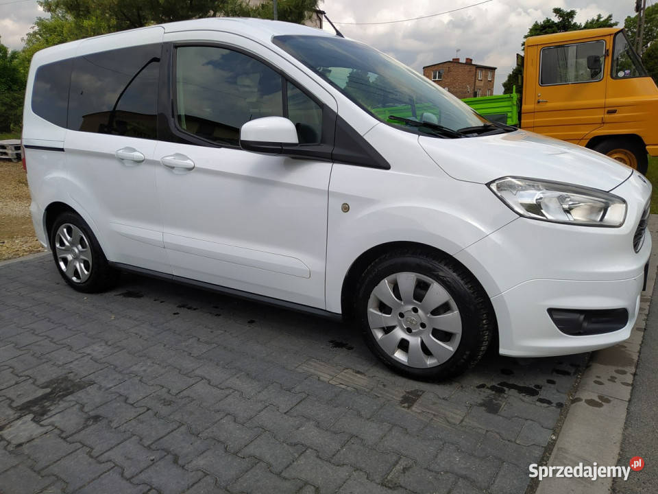 Ford Tourneo Courier Z OBU STRON DRZWI PRZESUWNE serwisowany w ASO śląskie Chełm Śląski