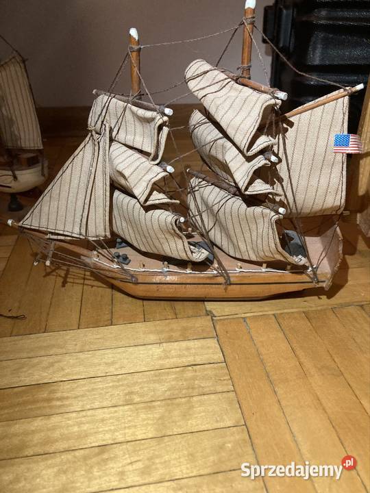 Drewniane statki kolekcjonerskie
