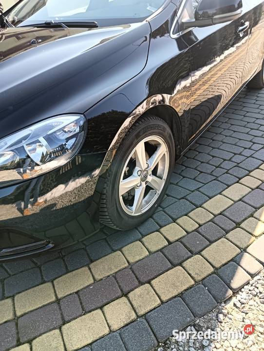 Volvo V40 Konin