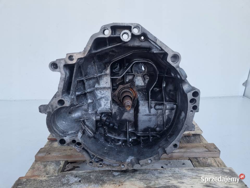 Audi A4 B5 18 20v KRZYNIA BIEGÓW DHZ manualna Chełm