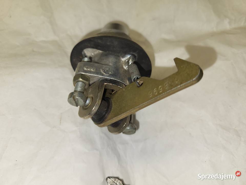 Trabant 601 11 Zamek klapy tylnej tył limuzyna z Piaseczno