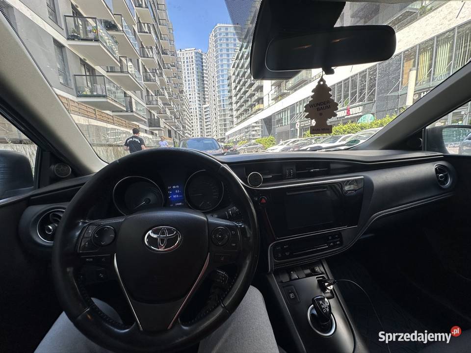 Pierwsza rejestracja 2017 Silnik hybrydowy 125KM Warszawa