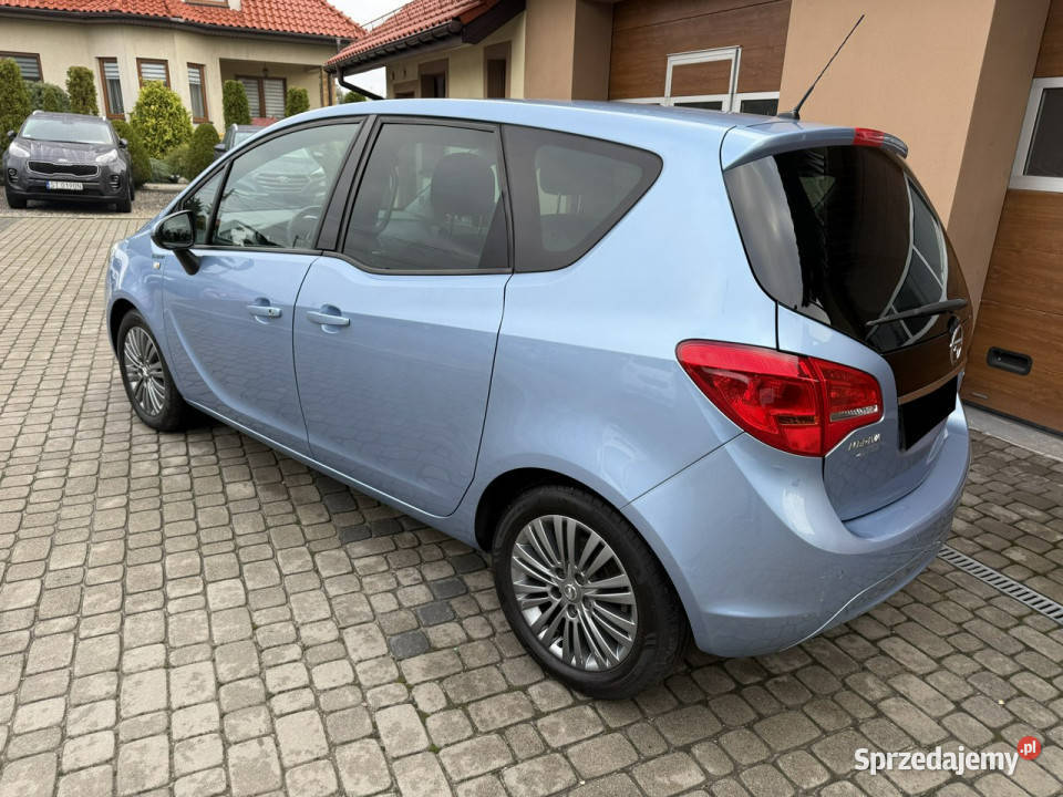 Opel Meriva Rezerwacja II 2010 centralny zamek