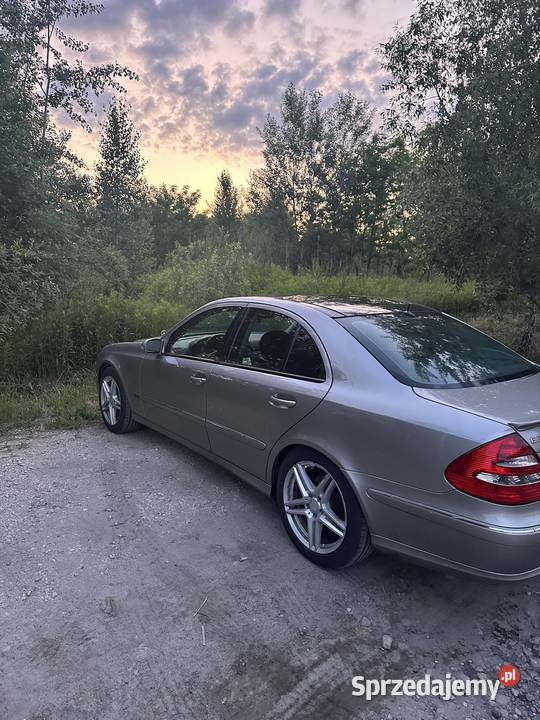 Mercedes benz w211 Motoryzacja