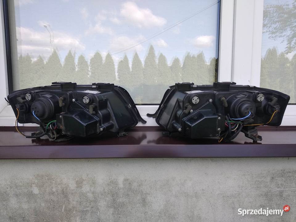 Audi A6 C5 LIFT lampy przednie reflektory prawa Sieradz