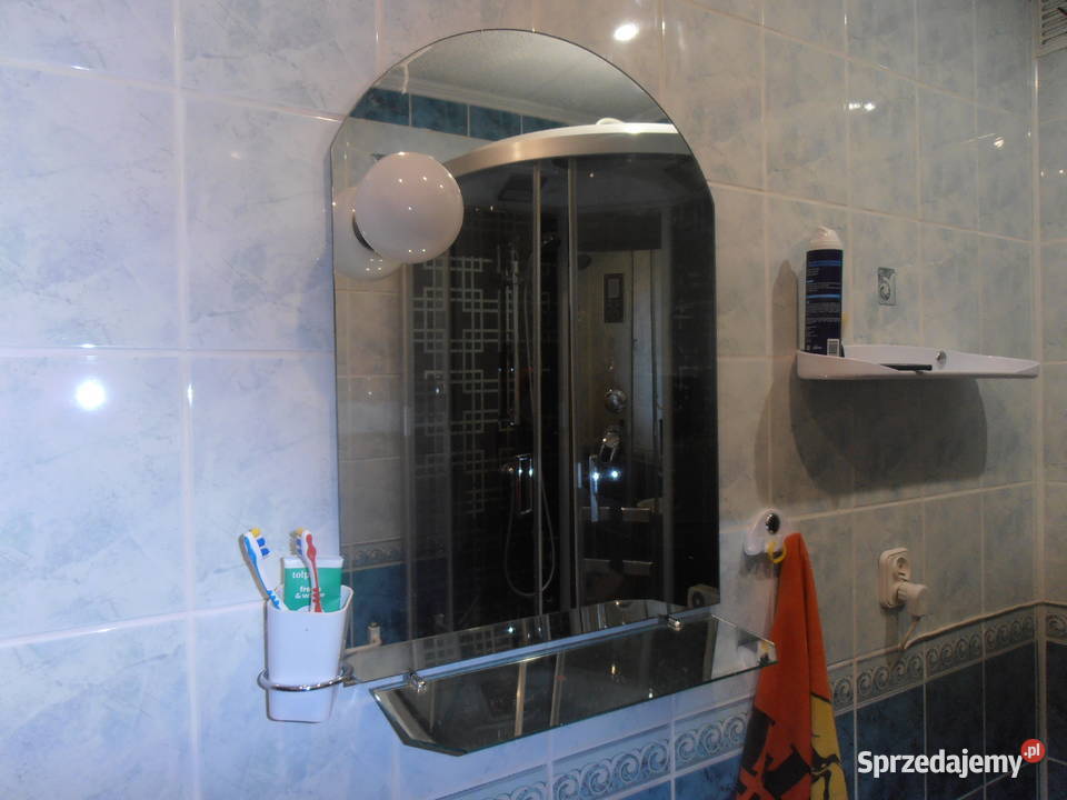 Lustro łazienkowe z półką sprzedam
