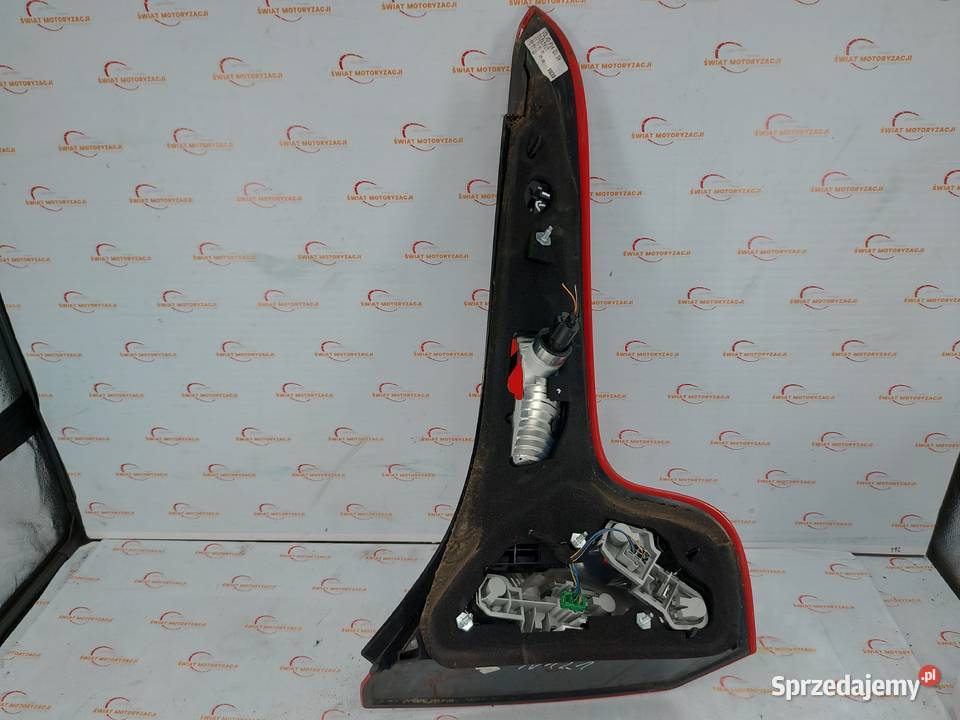 VOLVO C30 12r lampa lewa tył 31213913 sprzedam