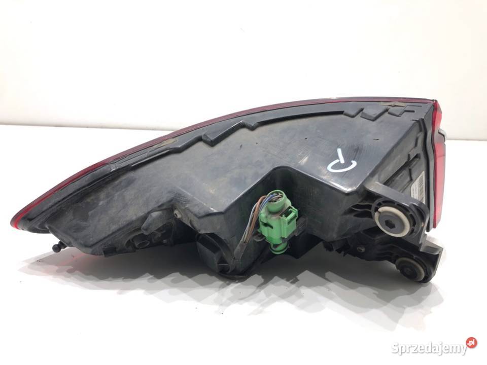 LAMPA PRAWY TYŁ AUDI A8 D5 4N0945208B