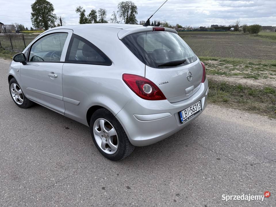 Opel Corsa D 10 mazowieckie Dzierzążnia