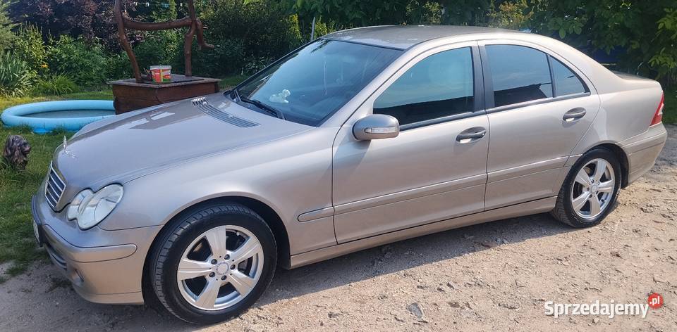Mercedes C klasa 22 CDI polift Rok produkcji 2006 Radom