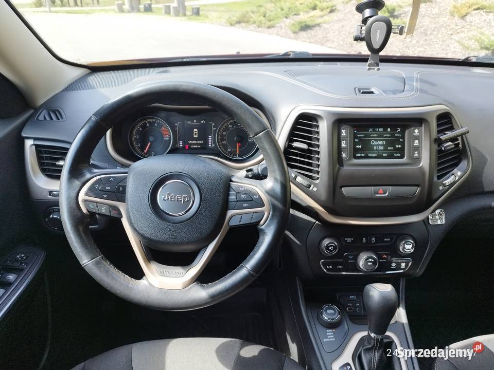 Jeep Cherokee 2016 32V6 BenGaz Rok produkcji 2016 Kadzidło