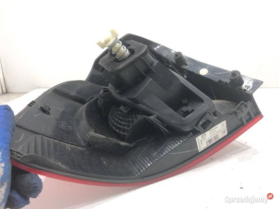 LAMPA PRAWY TYŁ VW GOLF VI 5K0945096E Hatchback sprzedam