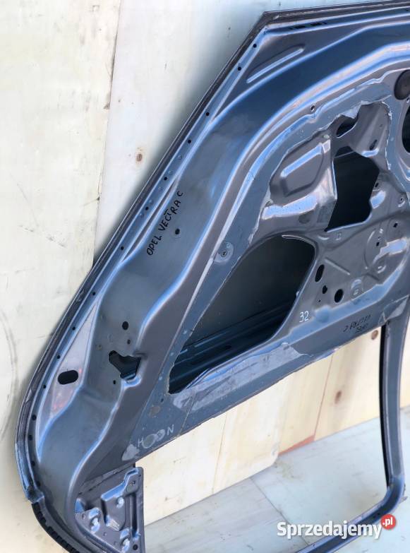DRZWI PRAWY TYŁ OPEL VECTRA C Skołoszów