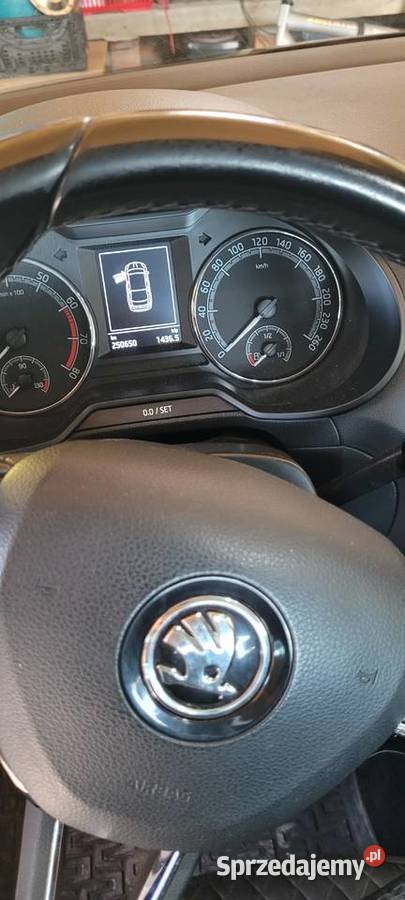 Skoda Octavia 14 TSI 150DRIVE Salon Serwis 2 kpl elektrochrom. lusterka boczne Żakowice