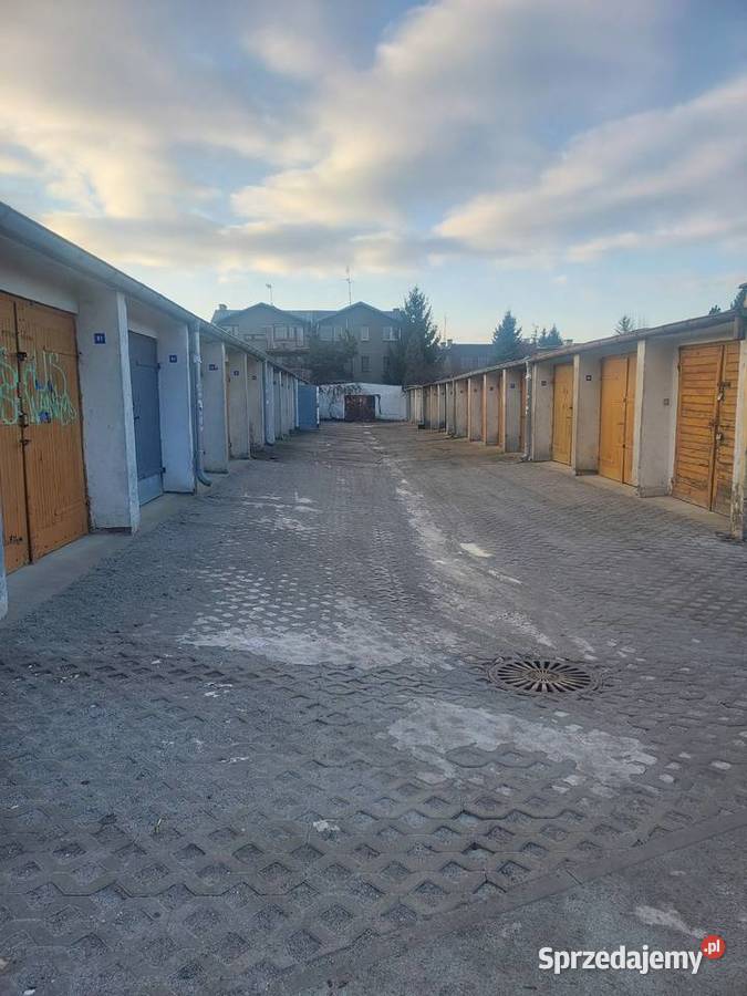 Sprzedam Garaż Wrocław przy budynku